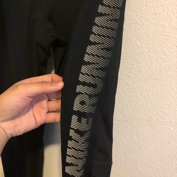 Nike leggings - Picture 2 of 3